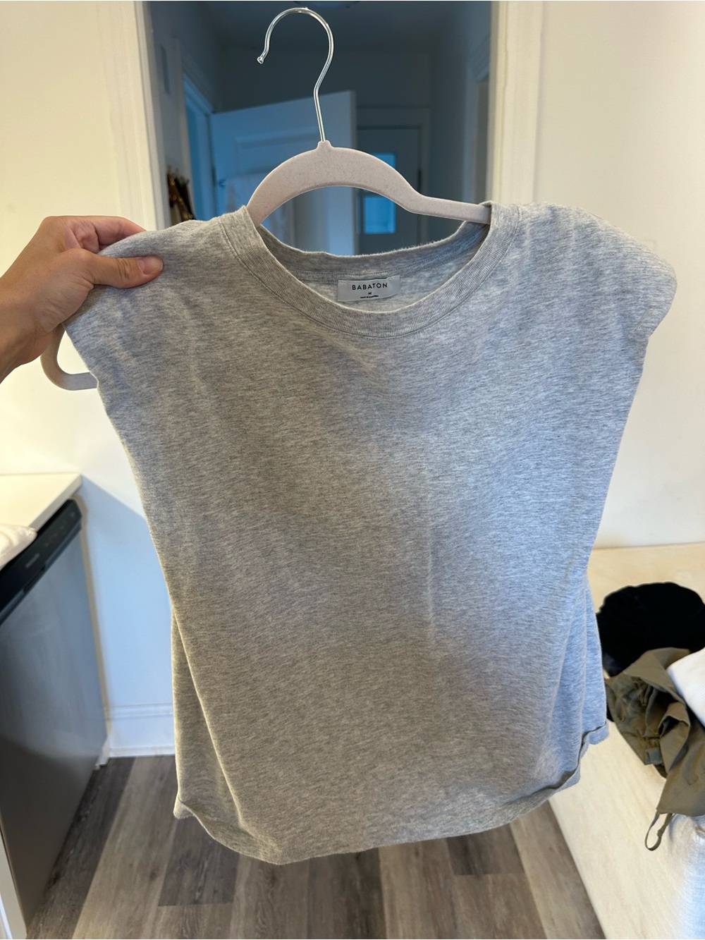 Aritizia babton padded shoulder tank